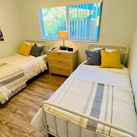 Luxury 2/2 Private Oasis W/Hot Tub Walk To Beach Cape Canaveral Exterior photo